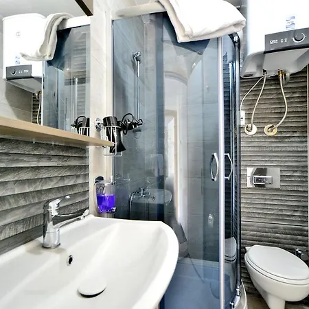 Guvey Homes * Torba